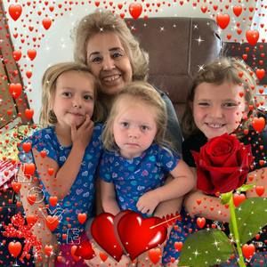 Meet your Posher, Rosa